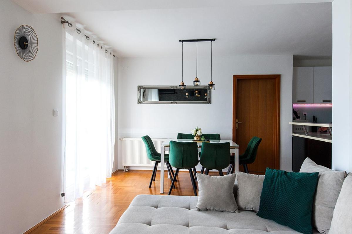 Apartment Arena *