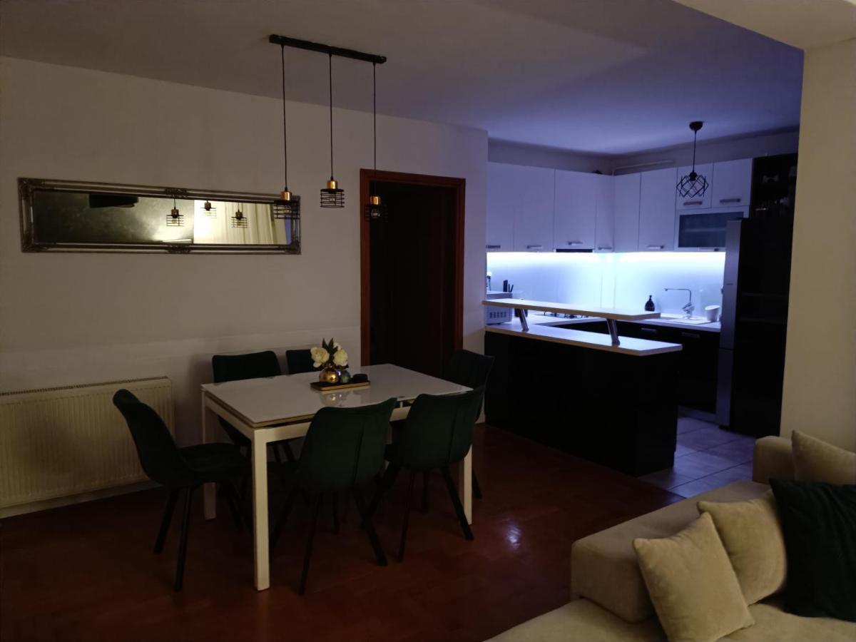 Arena Apartment *